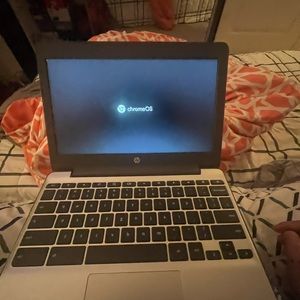 I am selling a HP chromebrook